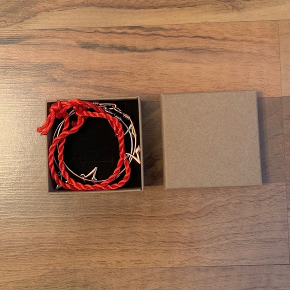 The Hungry Elephant 4 Pack Vegan Bracelets - Picture 6 of 9